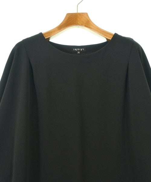 INDIVI เสื้อสตรี