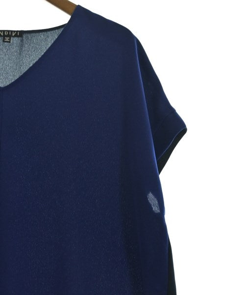 INDIVI เสื้อสตรี