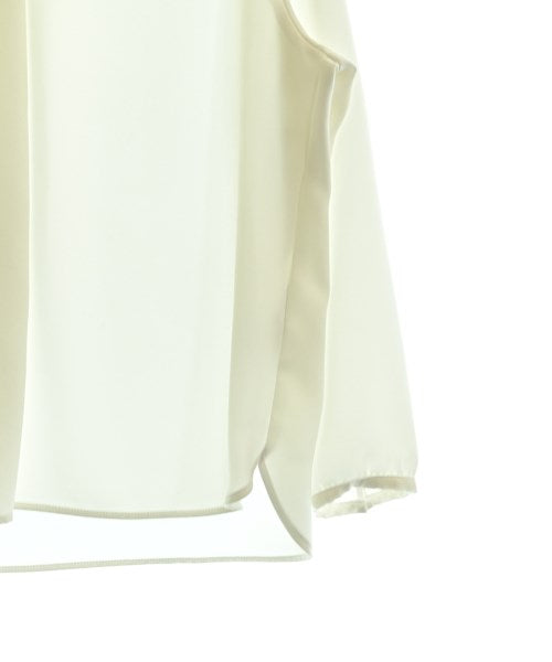 INDIVI เสื้อสตรี