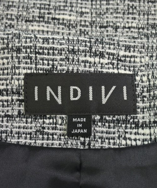 INDIVI แจ็คเก็ตไม่มีปก