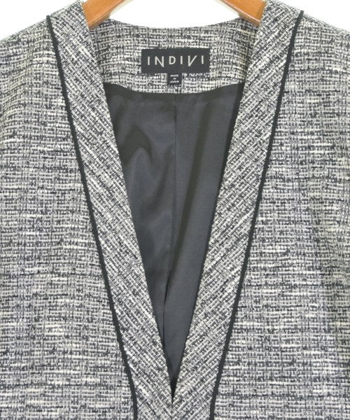 INDIVI แจ็คเก็ตไม่มีปก