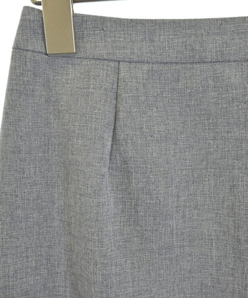 INDIVI กระโปรงยาวถึงเข่า