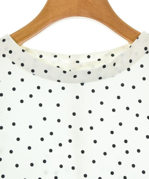 INDIVI เสื้อสตรี