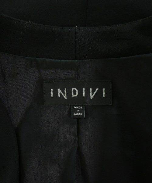 INDIVI แจ็คเก็ตไม่มีปก