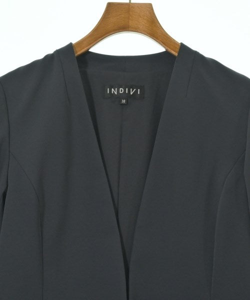INDIVI แจ็คเก็ตไม่มีปก