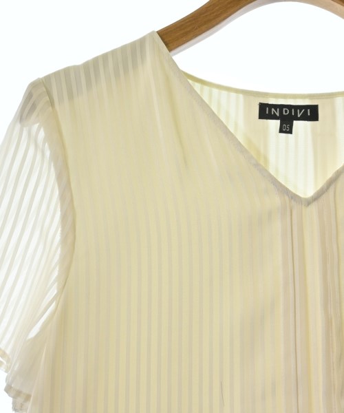 INDIVI เสื้อสตรี