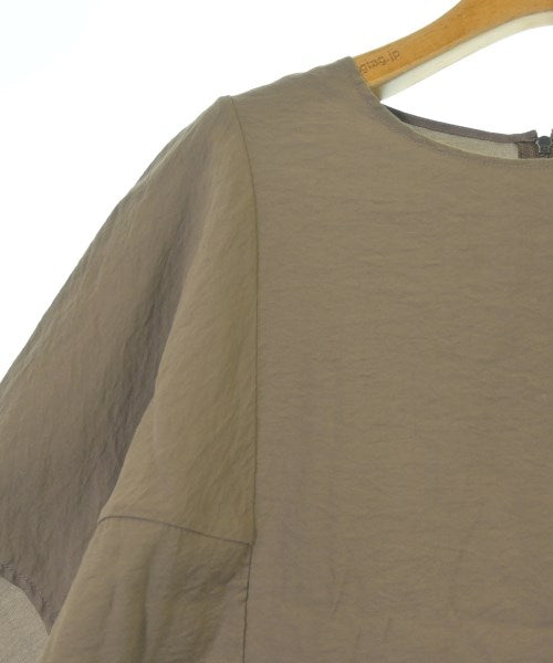 INDIVI เสื้อสตรี