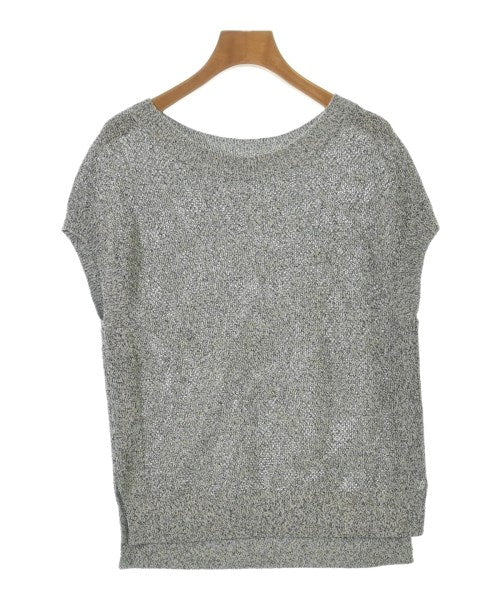 INDIVI เสื้อแขนกุด