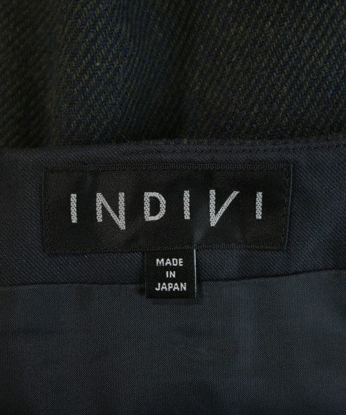 INDIVI กระโปรงยาวถึงเข่า