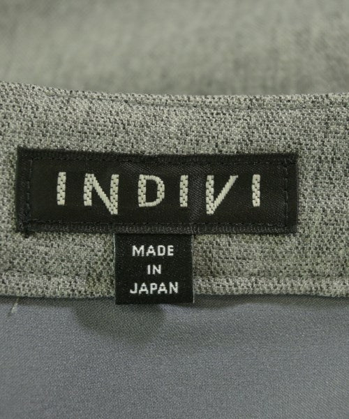 INDIVI กระโปรงยาวถึงเข่า
