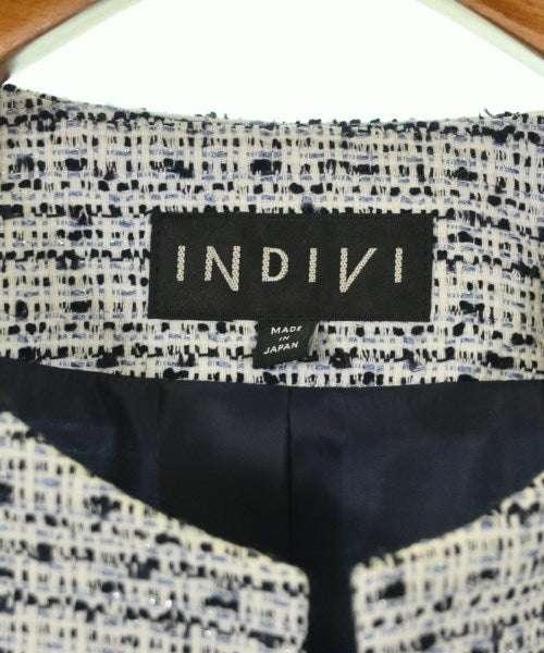 INDIVI แจ็คเก็ตไม่มีปก