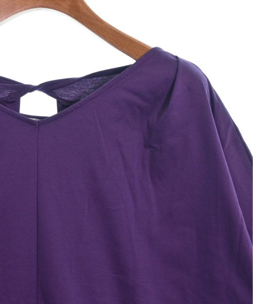 UNTITLED เสื้อยืด/เสื้อท็อปส์
