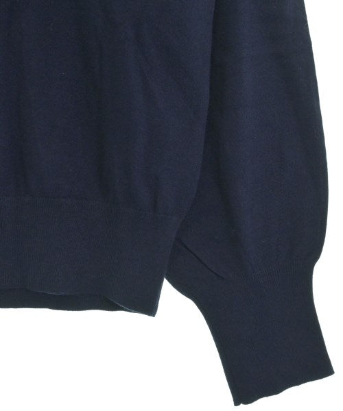 UNTITLED เสื้อกันหนาว