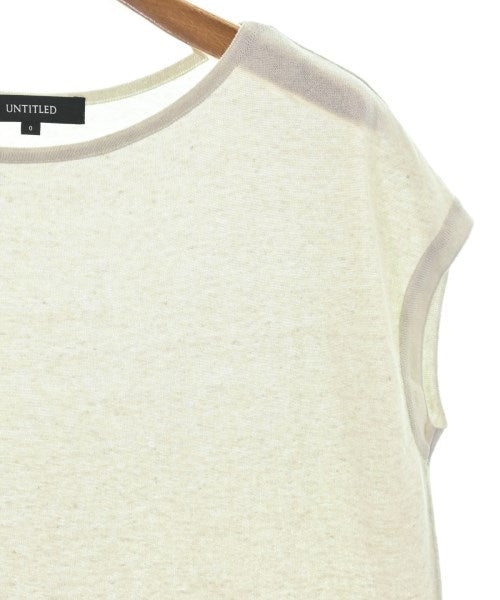 UNTITLED เสื้อแขนกุด