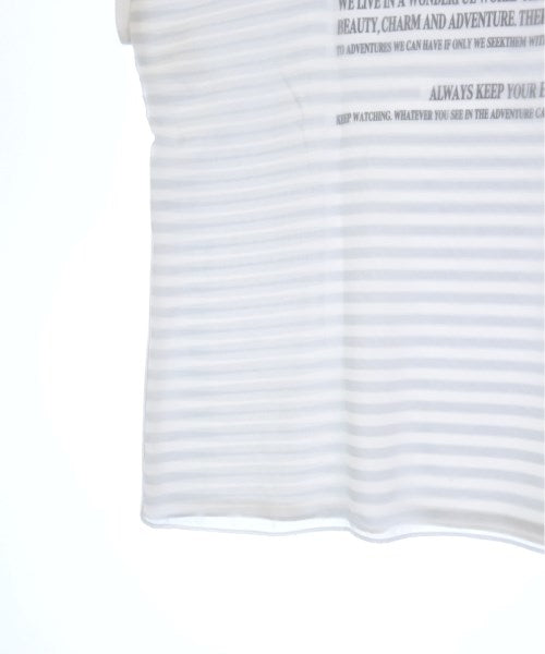 UNTITLED เสื้อยืด/เสื้อท็อปส์