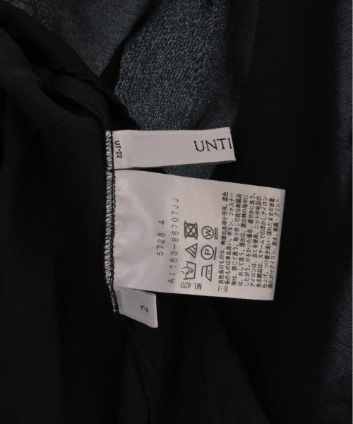 UNTITLED เสื้อสตรี