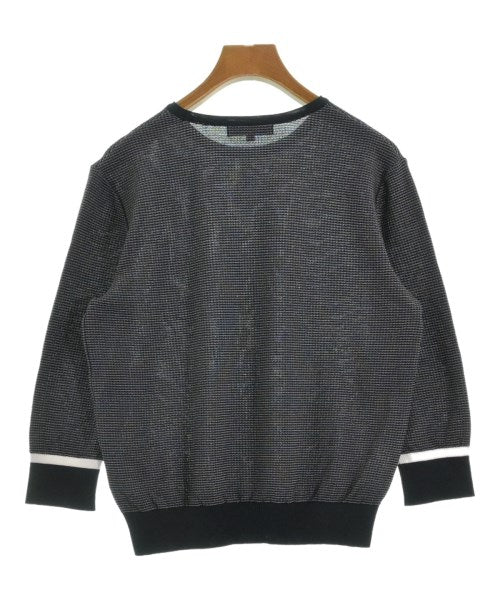 UNTITLED เสื้อกันหนาว