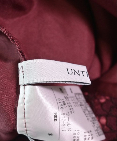 UNTITLED กระโปรงยาวถึงเข่า