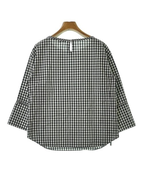 UNTITLED เสื้อสตรี
