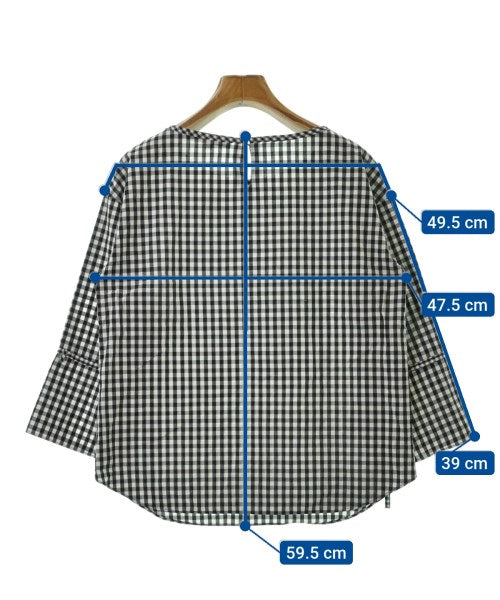 UNTITLED เสื้อสตรี