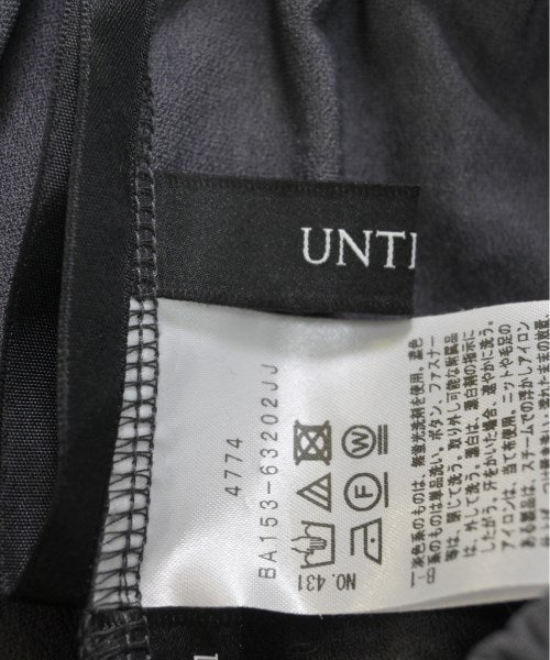 UNTITLED กางเกง อื่น