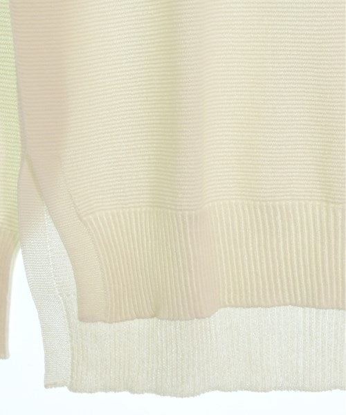 UNTITLED เสื้อกันหนาว