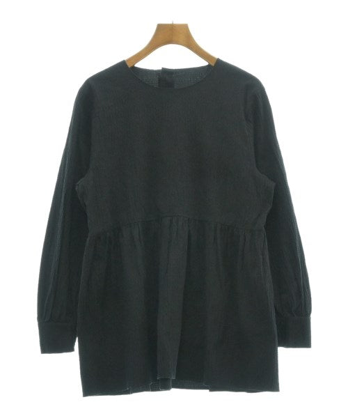 UNTITLED เสื้อลำลอง