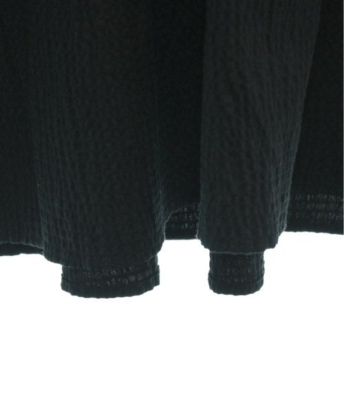 UNTITLED เสื้อลำลอง