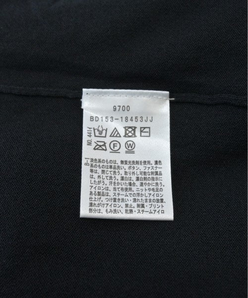 UNTITLED เสื้อกันหนาว