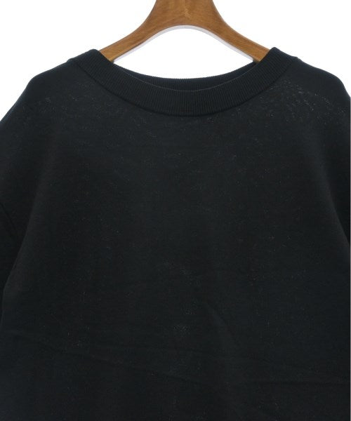 UNTITLED เสื้อกันหนาว