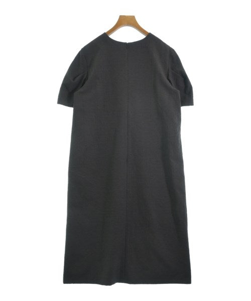 UNTITLED ชุดเดรส