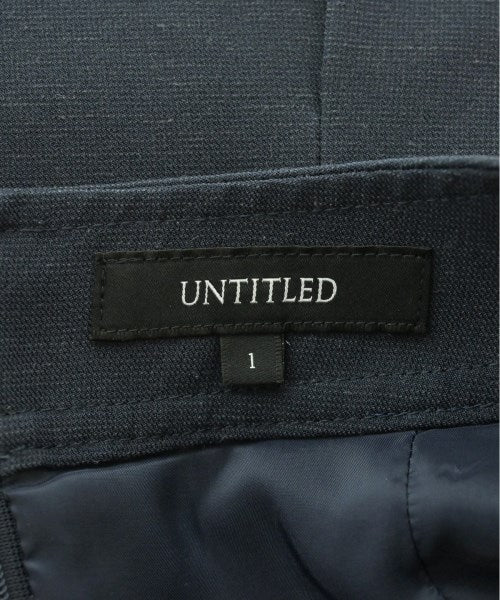 UNTITLED กระโปรงยาวถึงเข่า