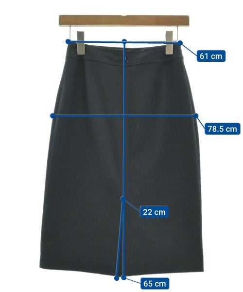 UNTITLED กระโปรงยาวถึงเข่า