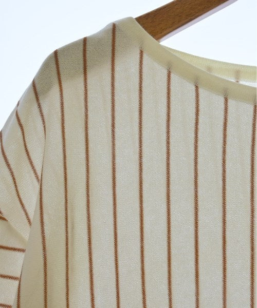 UNTITLED เสื้อกันหนาว