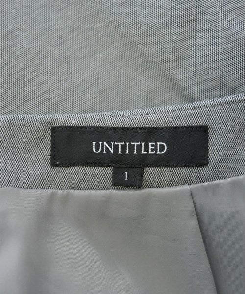 UNTITLED กระโปรงยาวถึงเข่า