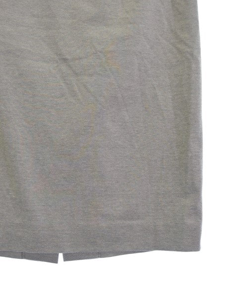 UNTITLED กระโปรงยาวถึงเข่า