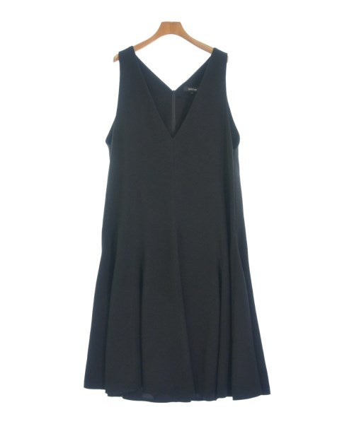 UNTITLED ชุดเดรส