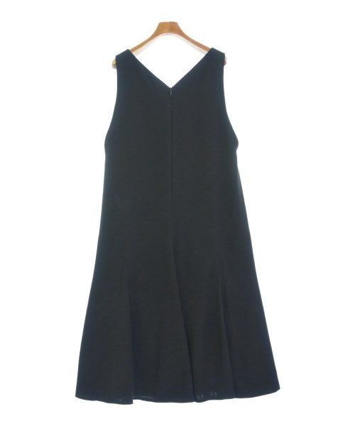 UNTITLED ชุดเดรส