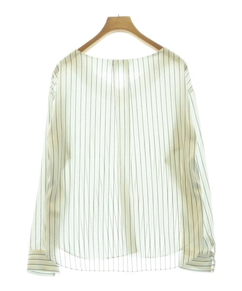 UNTITLED เสื้อสตรี