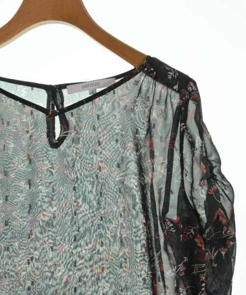 UNTITLED เสื้อสตรี