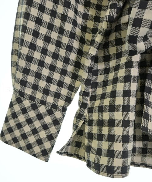 UNTITLED เสื้อสตรี