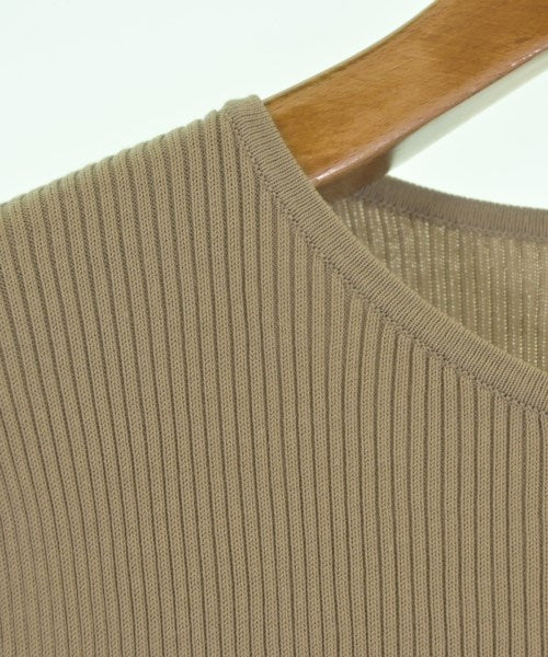 UNTITLED เสื้อกันหนาว