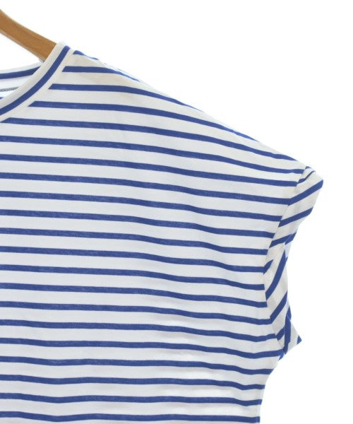 UNTITLED เสื้อยืด/เสื้อท็อปส์