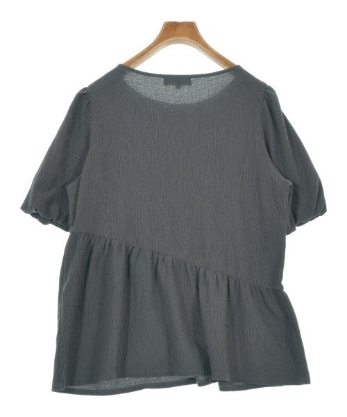 UNTITLED เสื้อสตรี
