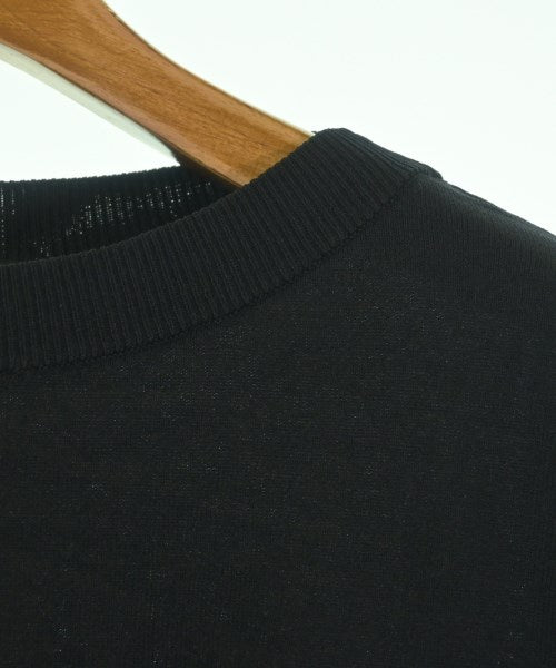 UNTITLED เสื้อกันหนาว