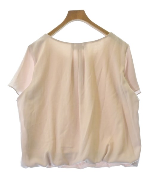 UNTITLED เสื้อลำลอง