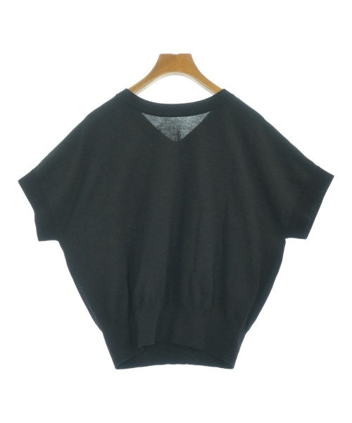 UNTITLED เสื้อกันหนาว