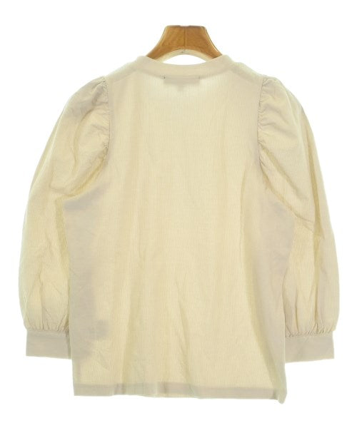 UNTITLED เสื้อยืด/เสื้อท็อปส์