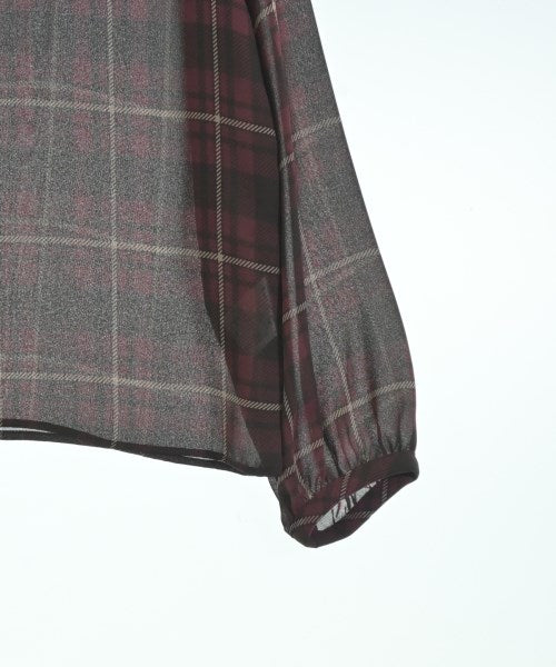 UNTITLED เสื้อสตรี