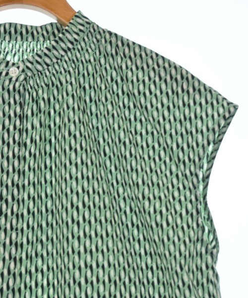 UNTITLED เสื้อลำลอง
